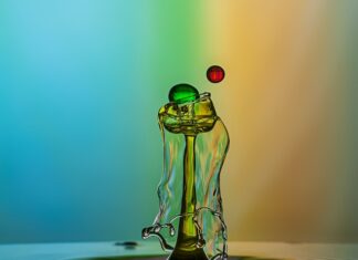 Z jaką prędkością można jechać z przyczepą?