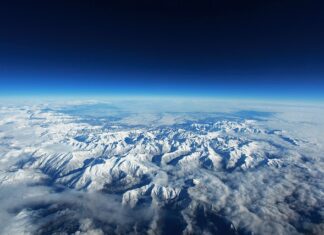 Jaka jest wysokość tira z naczepą?