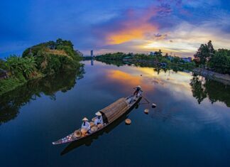 Ile ton wchodzi na łódkę?